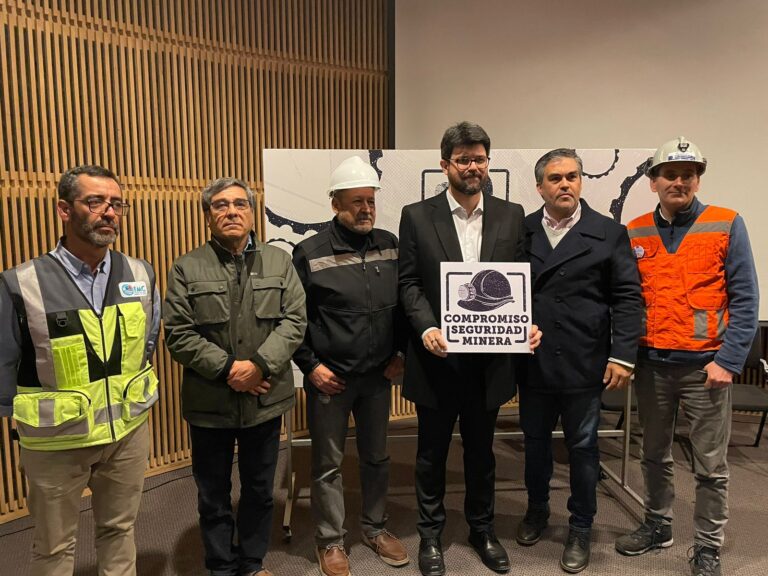 Gobierno y líderes de la industria minera firman un Compromiso Nacional por la Seguridad