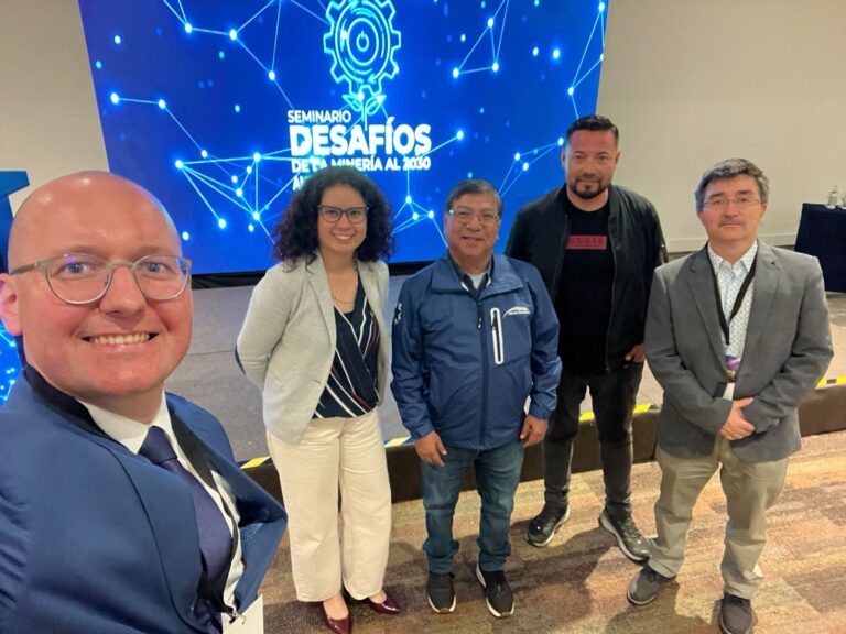 Sindicato de Supervisores de Sierra Gorda contribuye en Seminario Estratégico sobre el futuro de la minería