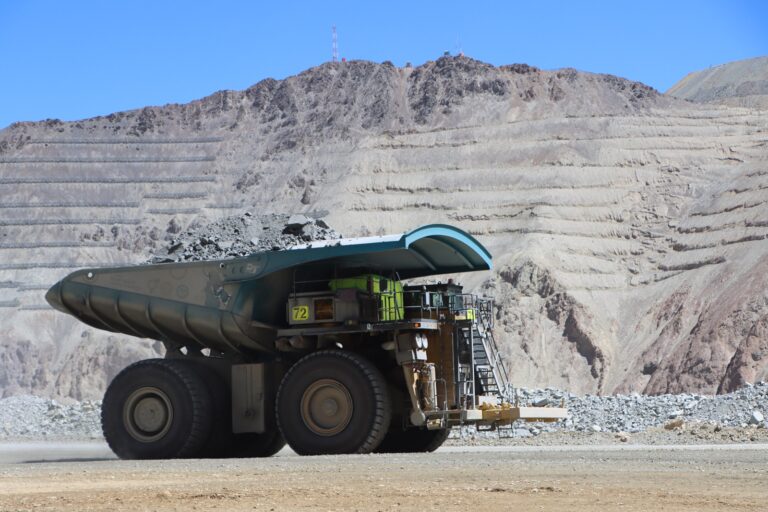 Antofagasta consolida liderazgo laboral impulsada por la minería y el empleo formal