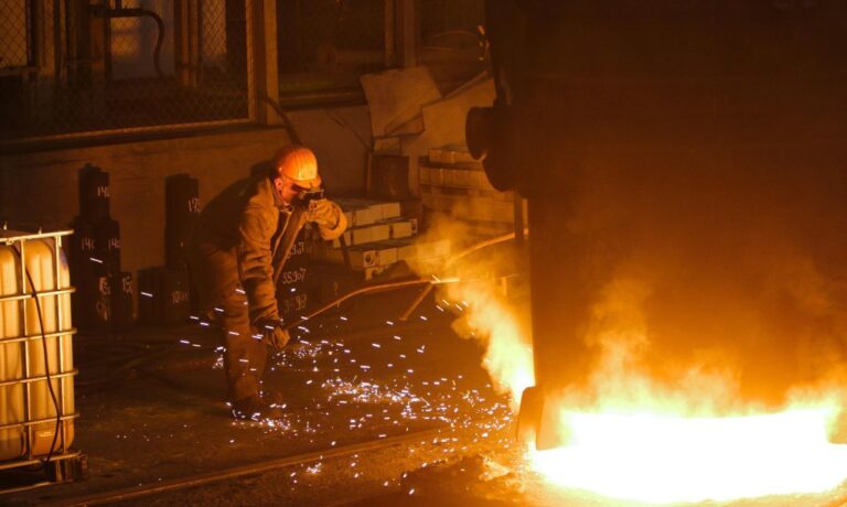 Chile publica su primera norma de calidad del aire para arsénico, con foco en fundiciones de cobre