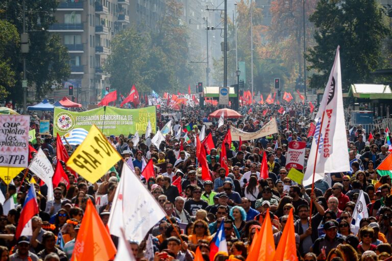 CUT endureció el tono y exigió salario mínimo de 630 mil pesos tras marcha del Día del Trabajador